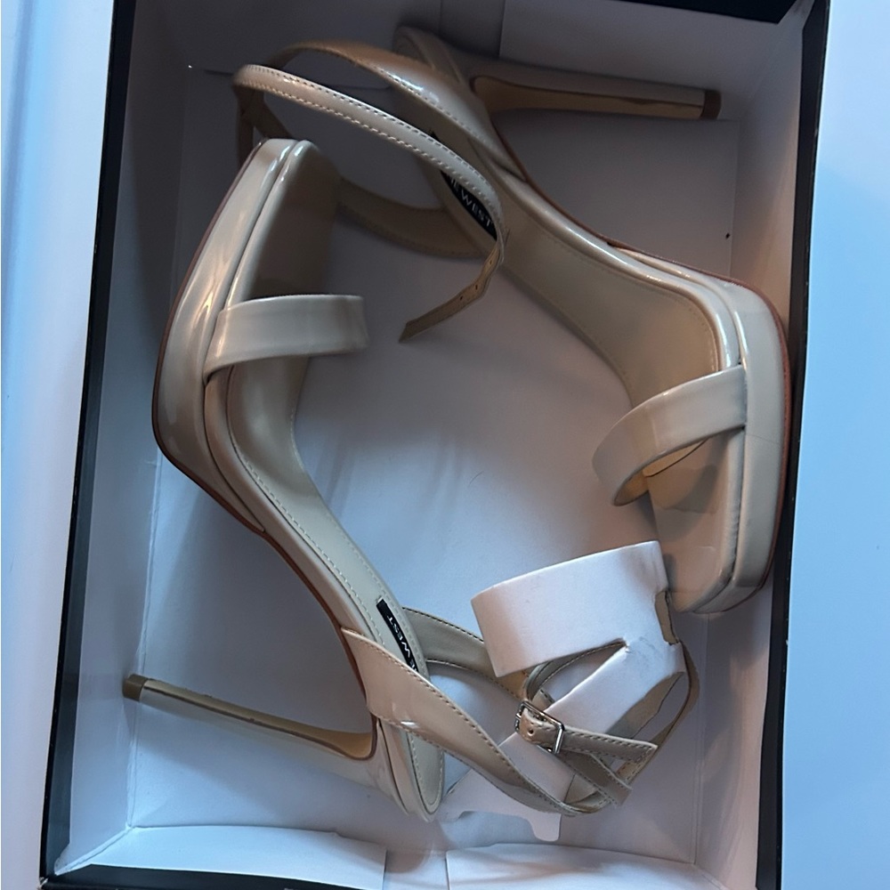 Nine West Woman’s Stilettos Sandals Zadie Light Natural Size 7.5 NEW - Picture 5 of 6